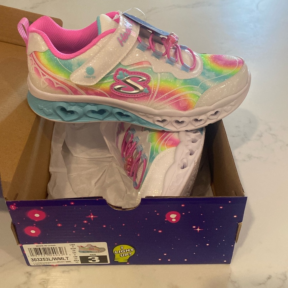 Sketchers white groovy light up sneakers